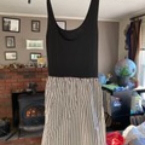 CIY Triangles Junior Size 11 Women's Sleeveless Black and White Cocktail Dress - Picture 3 of 4
